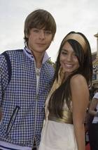 Vanessa Anne Hudgens : TI4U_u1180500158.jpg