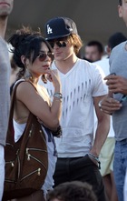 Vanessa Anne Hudgens : TI4U_u1241577635.jpg