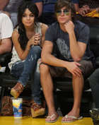 Vanessa Anne Hudgens : TI4U_u1254290052.jpg