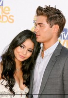 Vanessa Anne Hudgens : TI4U_u1275957416.jpg