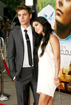 Vanessa Anne Hudgens : TI4U_u1281200908.jpg