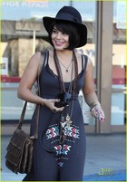 Vanessa Anne Hudgens : vanessa-anne-hudgens-1313522686.jpg