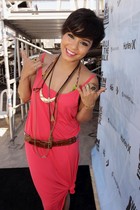 Vanessa Anne Hudgens : vanessa-anne-hudgens-1315159374.jpg