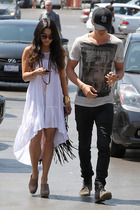 Vanessa Anne Hudgens : vanessa-anne-hudgens-1381950401.jpg