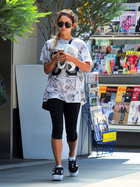 Vanessa Anne Hudgens : vanessa-anne-hudgens-1405617247.jpg