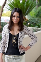 Vanessa Anne Hudgens : vanessa-anne-hudgens-1410445318.jpg