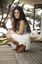 Vanessa Anne Hudgens : vanessa_anne_hudgens_1180059068.jpg