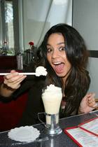 Vanessa Anne Hudgens : vanessa_anne_hudgens_1180979035.jpg