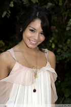 Vanessa Anne Hudgens : vanessa_anne_hudgens_1185668500.jpg