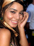 Vanessa Anne Hudgens : vanessa_anne_hudgens_1188661938.jpg