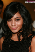 Vanessa Anne Hudgens : vanessa_anne_hudgens_1189530112.jpg