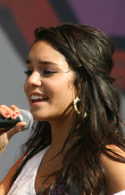 Vanessa Anne Hudgens : vanessa_anne_hudgens_1218609392.jpg