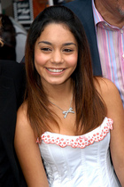 Vanessa Anne Hudgens : vanessa_anne_hudgens_1220530327.jpg