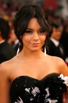 Vanessa Anne Hudgens : vanessa_anne_hudgens_1242159705.jpg