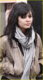 Vanessa Anne Hudgens : vanessa_anne_hudgens_1248468392.jpg