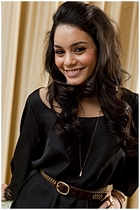 Vanessa Anne Hudgens : vanessa_anne_hudgens_1253130997.jpg