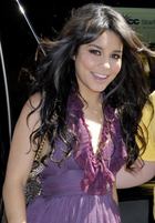 Vanessa Anne Hudgens : vanessa_anne_hudgens_1255844248.jpg