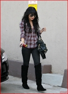 Vanessa Anne Hudgens : vanessa_anne_hudgens_1261677701.jpg