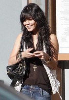 Vanessa Anne Hudgens : vanessa_anne_hudgens_1262560499.jpg