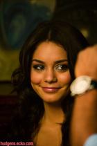 Vanessa Anne Hudgens : vanessa_anne_hudgens_1262652602.jpg