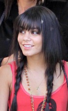 Vanessa Anne Hudgens : vanessa_anne_hudgens_1262734740.jpg