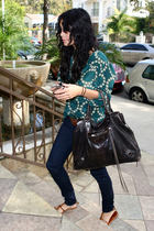 Vanessa Anne Hudgens : vanessa_anne_hudgens_1262737363.jpg