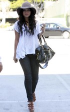 Vanessa Anne Hudgens : vanessa_anne_hudgens_1268506566.jpg