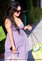 Vanessa Anne Hudgens : vanessa_anne_hudgens_1270749050.jpg