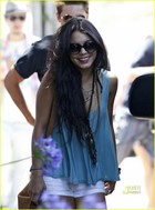 Vanessa Anne Hudgens : vanessa_anne_hudgens_1278385397.jpg