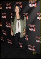 Vanessa Anne Hudgens : vanessa_anne_hudgens_1301159519.jpg