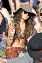 Vanessa Anne Hudgens : vanessa_anne_hudgens_1303250233.jpg