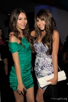 Victoria Justice : TI4U1385234021.jpg