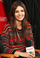 Victoria Justice : victoria-justice-1327380469.jpg