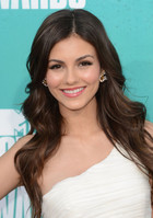 Victoria Justice : victoria-justice-1338929489.jpg