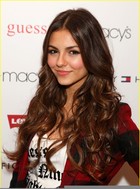 Victoria Justice : victoria-justice-1384115707.jpg