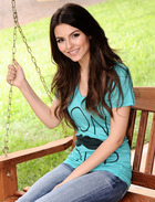 Victoria Justice : victoria-justice-1398456938.jpg