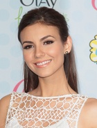 Victoria Justice : victoria-justice-1407947854.jpg