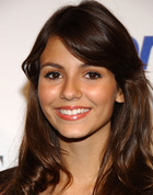 Victoria Justice : victoria_justice_1191360309.jpg