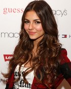 Victoria Justice : victoria_justice_1282353789.jpg