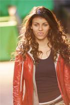 Victoria Justice : victoria_justice_1285868253.jpg