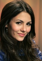 Victoria Justice : victoria_justice_1286044770.jpg