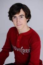 Vincent Martella : vincent-martella-1334004702.jpg