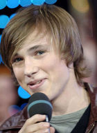 William Moseley : TI4U_u1215198231.jpg