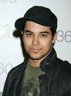 Wilmer Valderrama : normal_xbox7.jpg