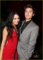 Zac Efron : TI4U1401551392.jpg