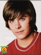 Zac Efron : TI4U_u1143392161.jpg