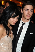 Zac Efron : TI4U_u1231858270.jpg