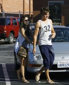 Zac Efron : TI4U_u1253204107.jpg