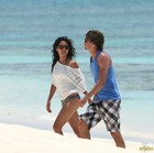 Zac Efron : TI4U_u1264332001.jpg