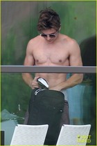 Zac Efron : zac-efron-1334340612.jpg